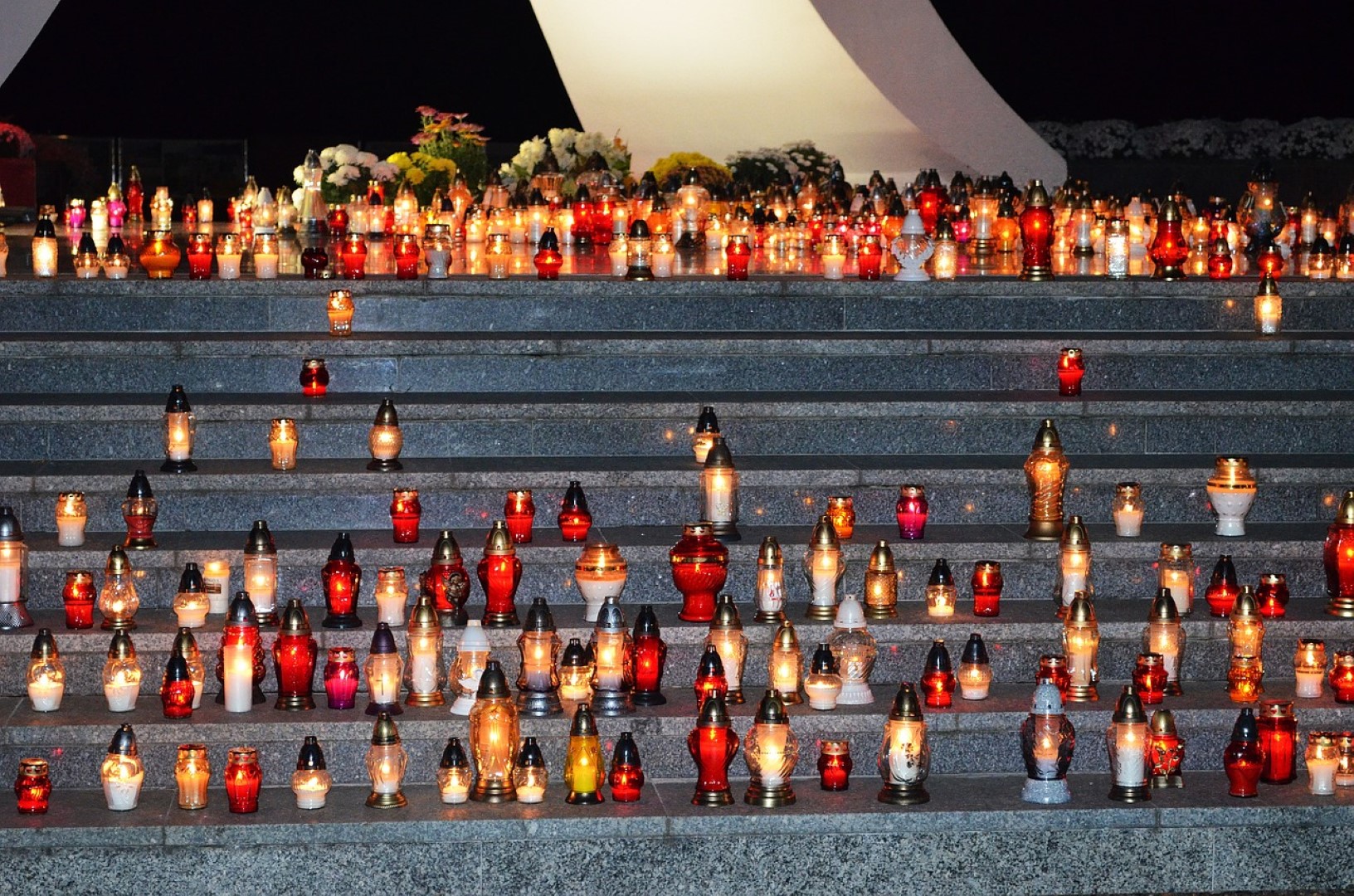 Od kada i zašto slavimo blagdan Svih Svetih i Dan mrtvih?